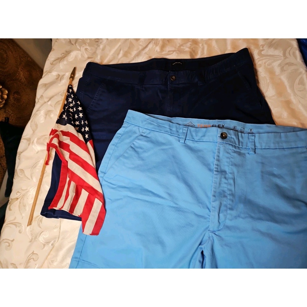 2 St. John's‎ Bay Chino Shorts Flat Front Navy Sky Blue Temp Flex Stretch Sz 44